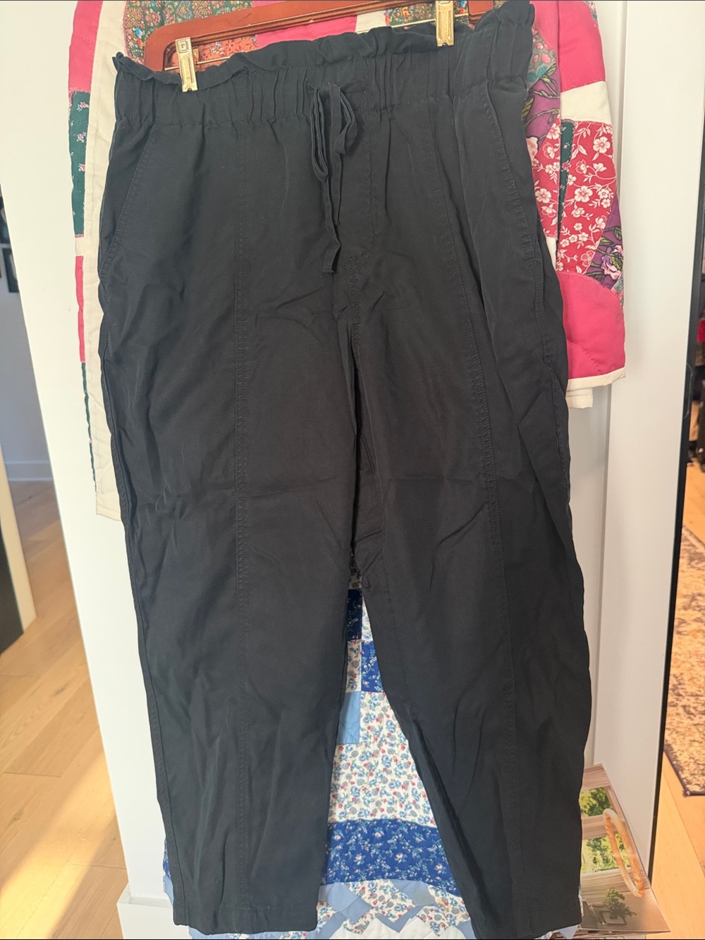 a new day Black Cropped Drawstring Women's Pants